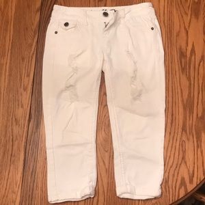 Size 1 White 'Vanilla Star' Capris